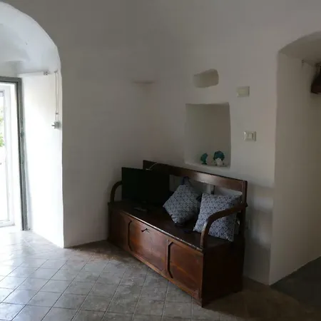 Hétvégi ház Trullo Certosa Ostuni
